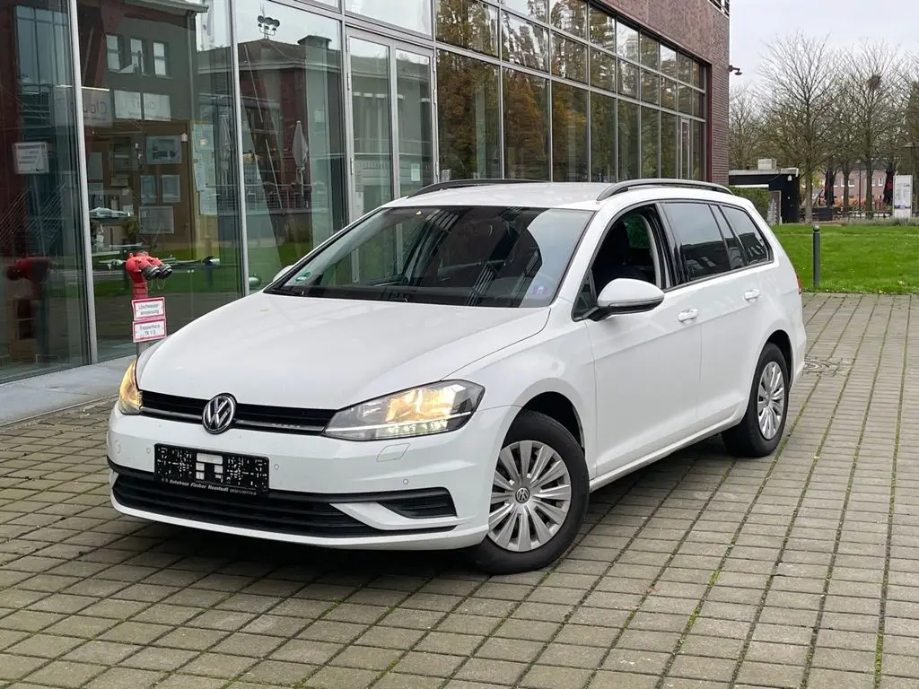 Photo 1 : Volkswagen Golf 2019 Diesel