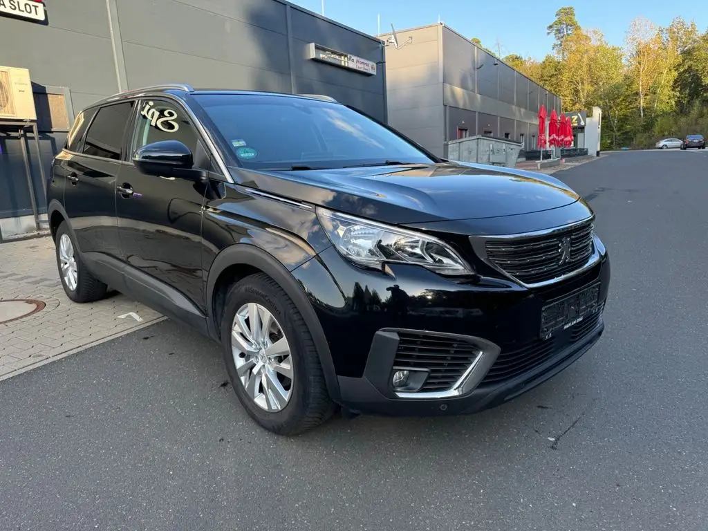 Photo 1 : Peugeot 5008 2017 Diesel