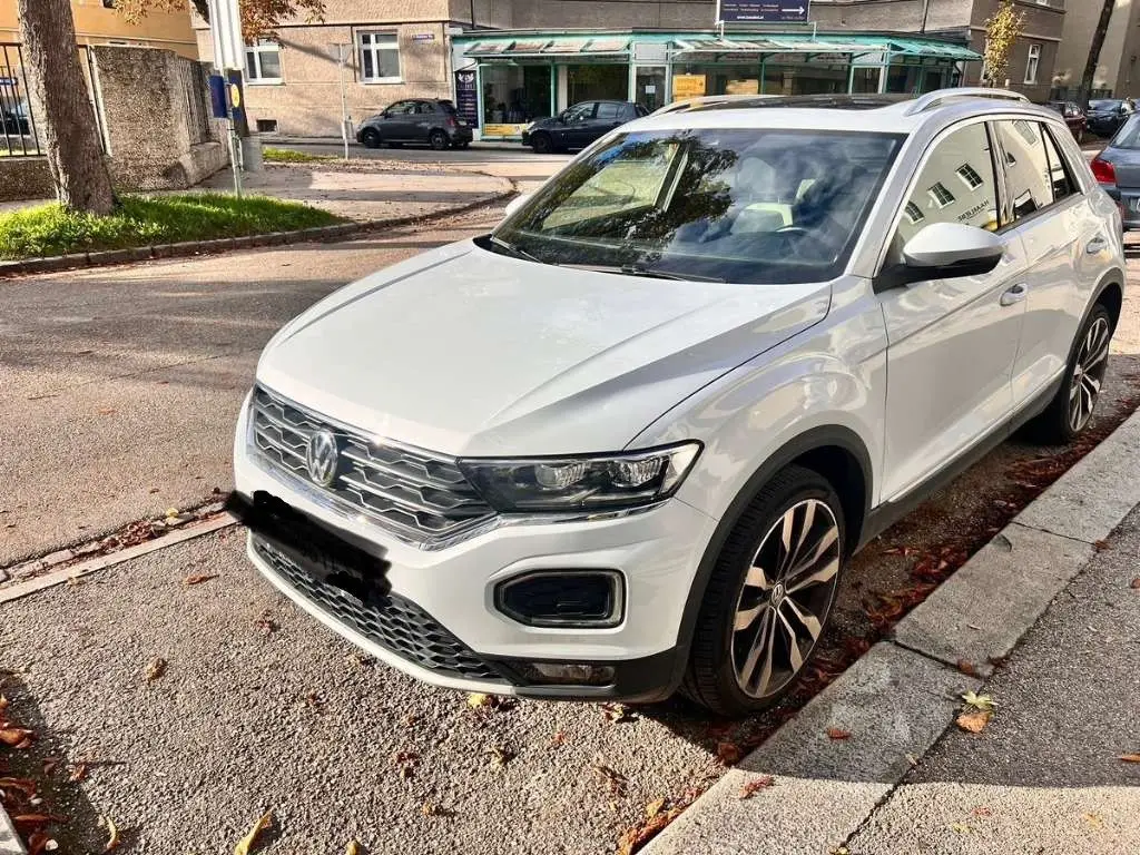 Photo 1 : Volkswagen T-roc 2019 Petrol