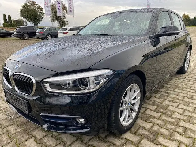 Photo 1 : Bmw Serie 1 2019 Petrol