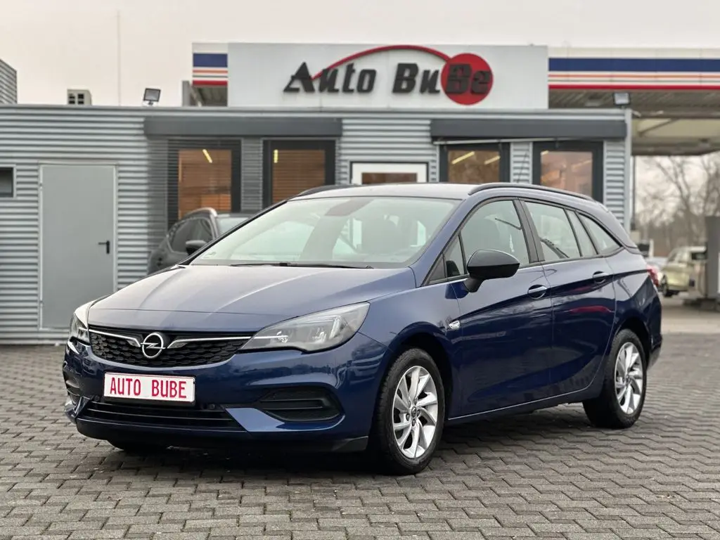 Photo 1 : Opel Astra 2022 Petrol