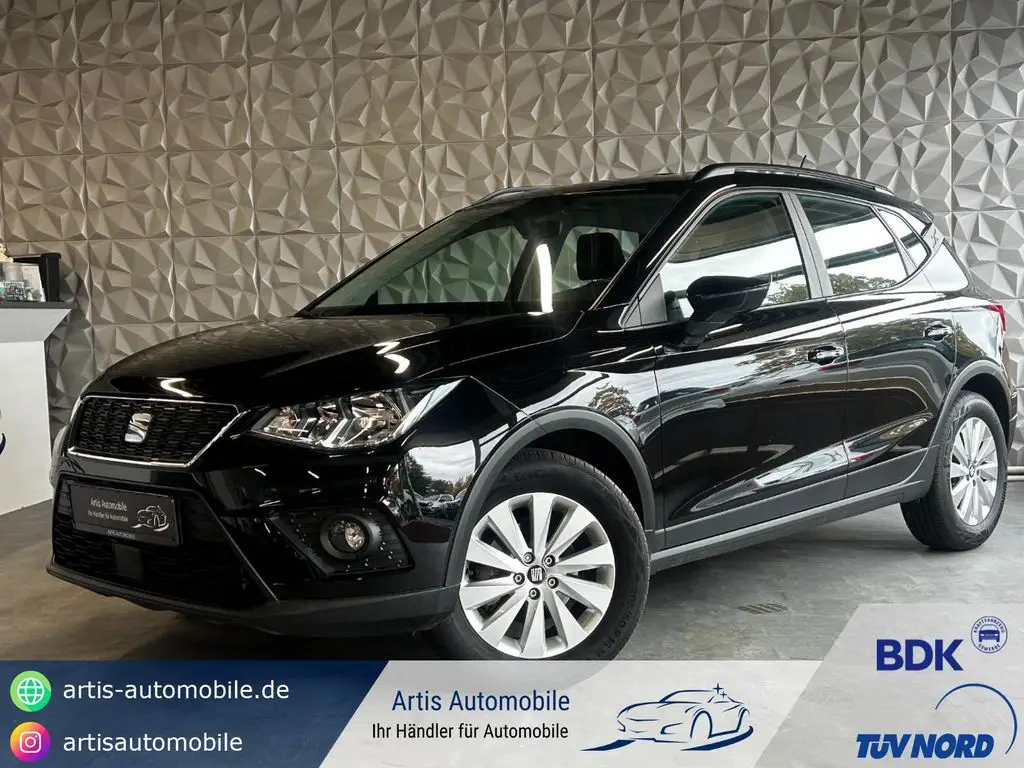 Photo 1 : Seat Arona 2021 Petrol