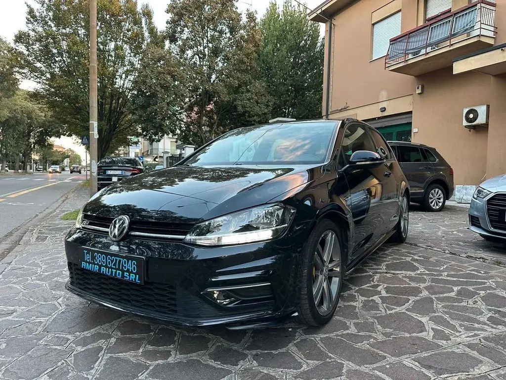 Photo 1 : Volkswagen Golf 2017 Diesel