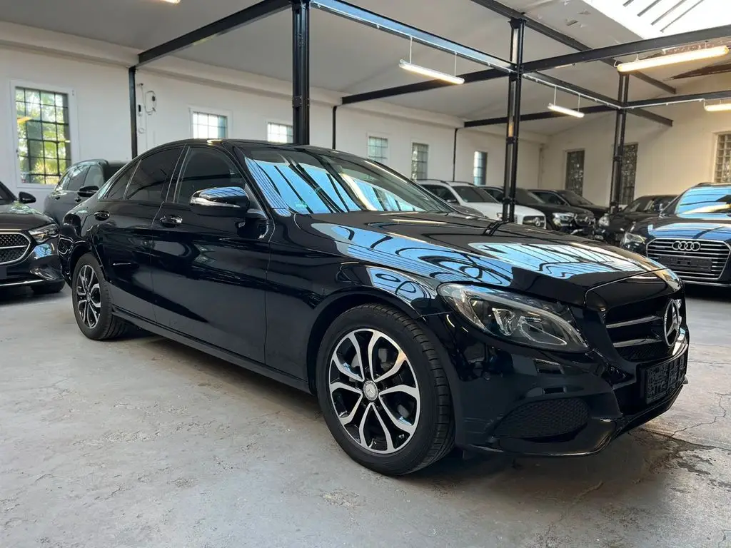 Photo 1 : Mercedes-benz Classe C 2015 Essence