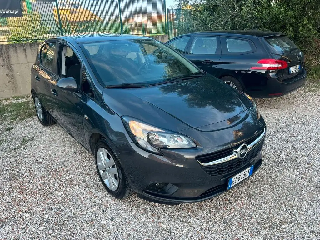 Photo 1 : Opel Corsa 2015 Essence