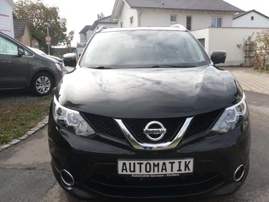 Photo 1 : Nissan Qashqai 2016 Petrol