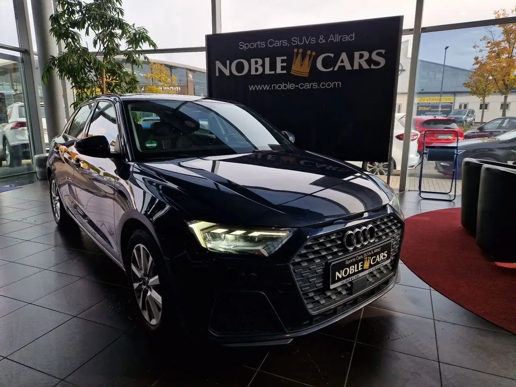 Photo 1 : Audi A1 2019 Petrol