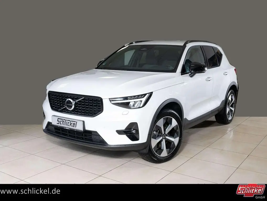 Photo 1 : Volvo Xc40 2024 Petrol