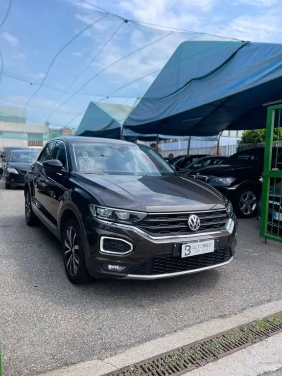 Photo 1 : Volkswagen T-roc 2018 Essence