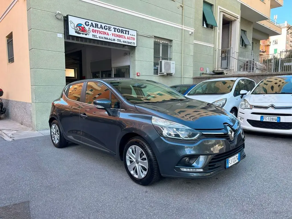 Photo 1 : Renault Clio 2017 LPG