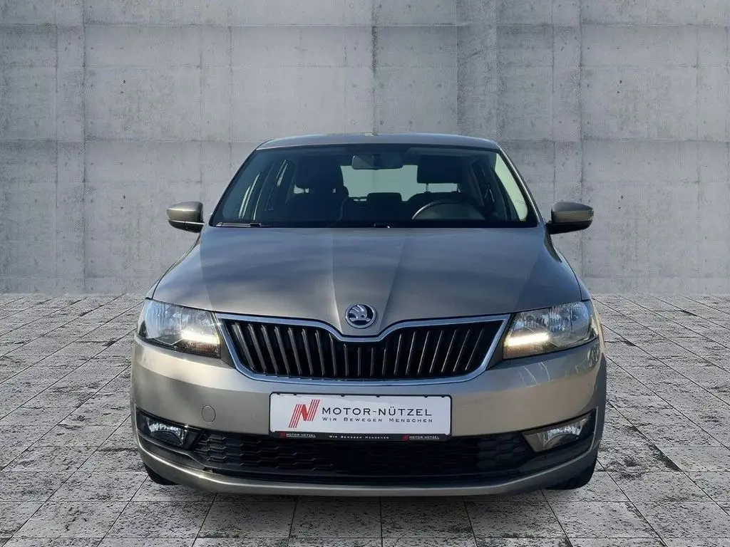 Photo 1 : Skoda Rapid 2019 Petrol