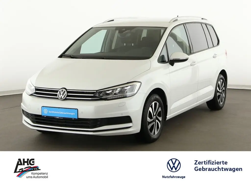 Photo 1 : Volkswagen Touran 2022 Essence