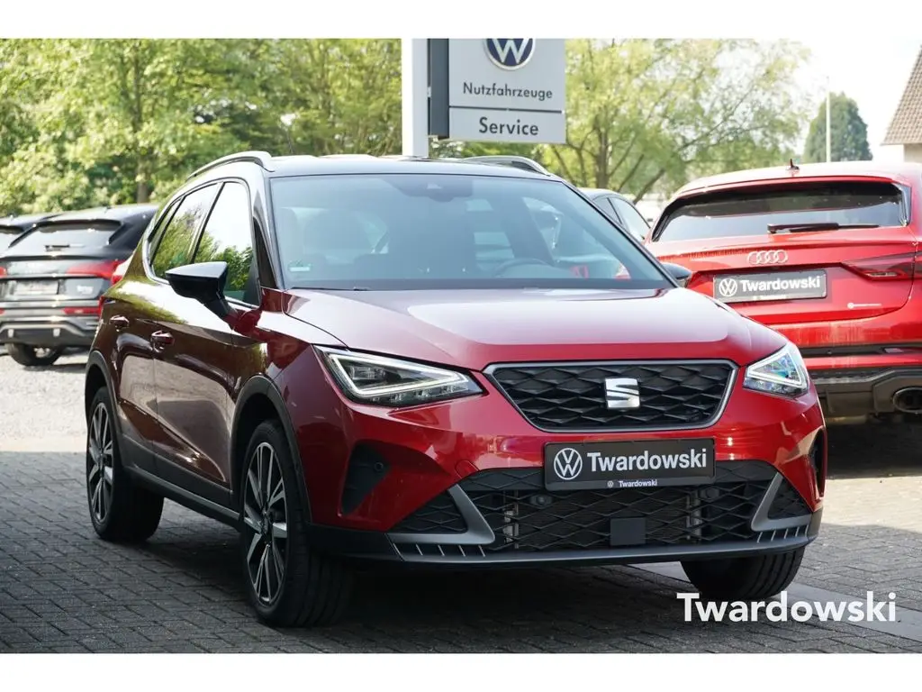 Photo 1 : Seat Arona 2024 Petrol