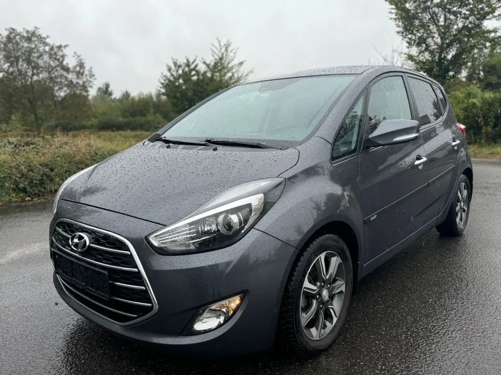 Photo 1 : Hyundai Ix20 2016 Petrol