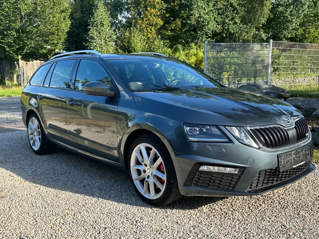 Photo 1 : Skoda Octavia 2018 Petrol