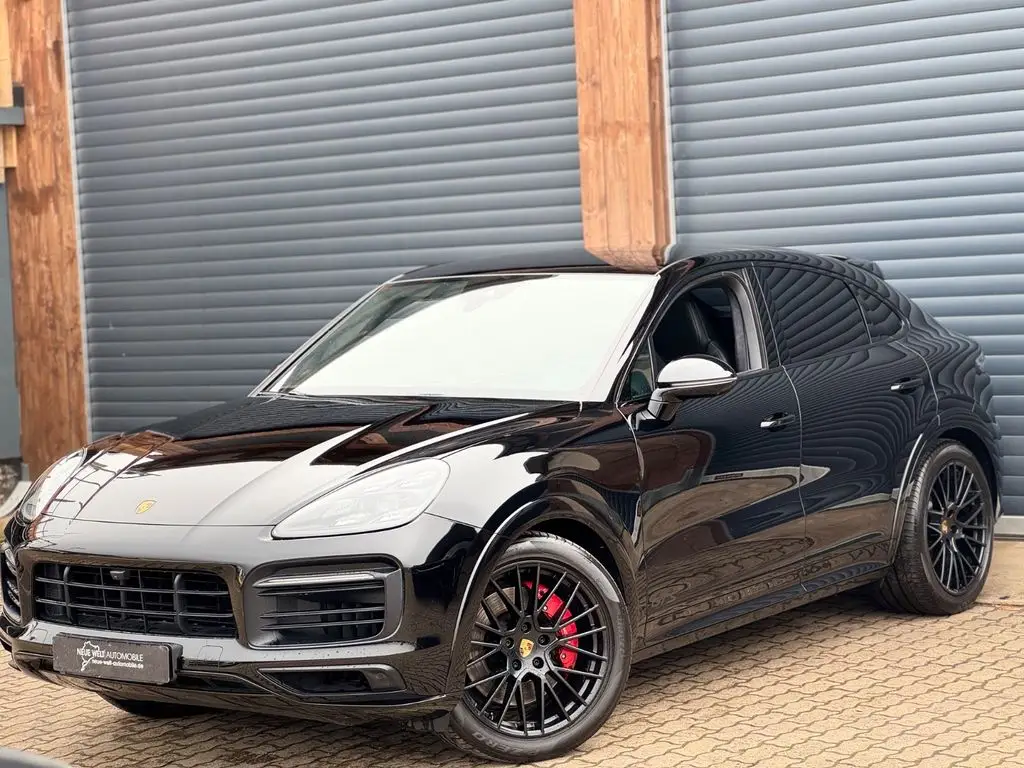 Photo 1 : Porsche Cayenne 2021 Essence