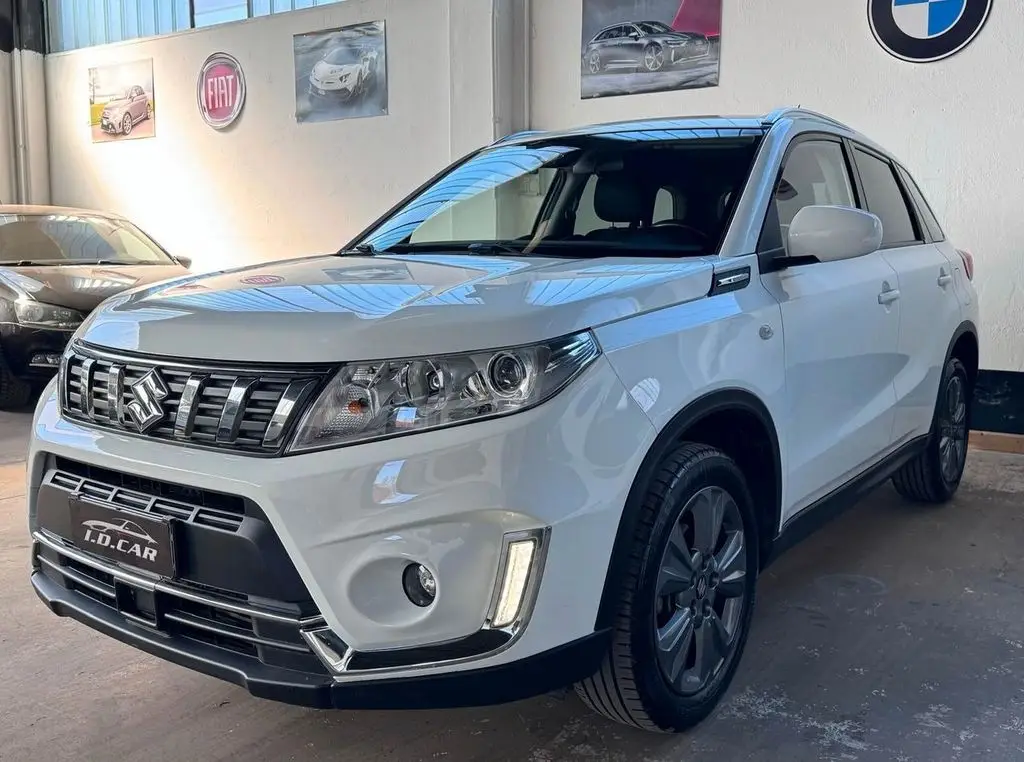 Photo 1 : Suzuki Vitara 2019 Petrol