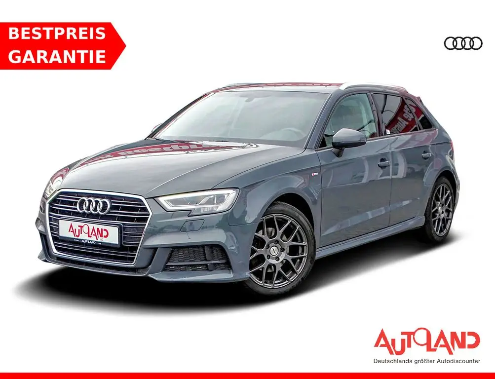 Photo 1 : Audi A3 2017 Petrol