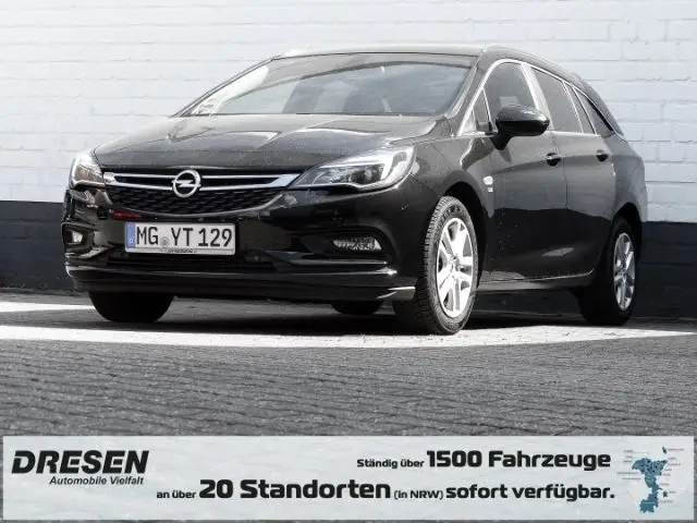 Photo 1 : Opel Astra 2019 Petrol