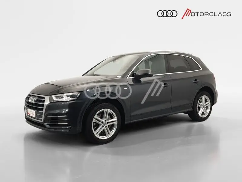 Photo 1 : Audi Q5 2018 Autres