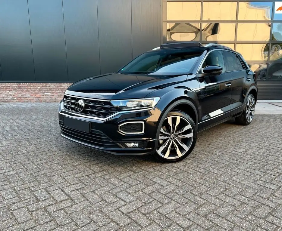 Photo 1 : Volkswagen T-roc 2021 Essence