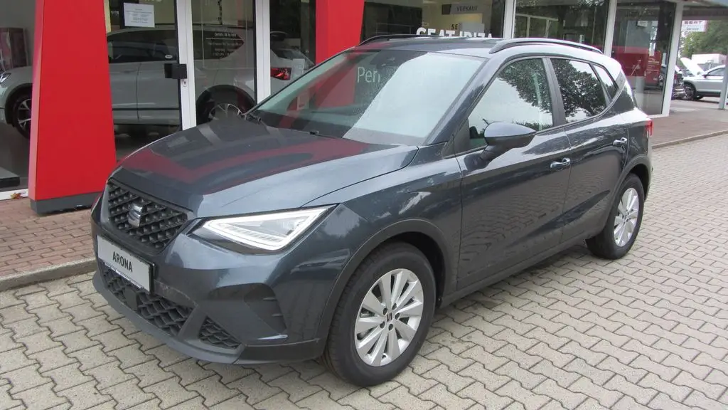 Photo 1 : Seat Arona 2024 Petrol