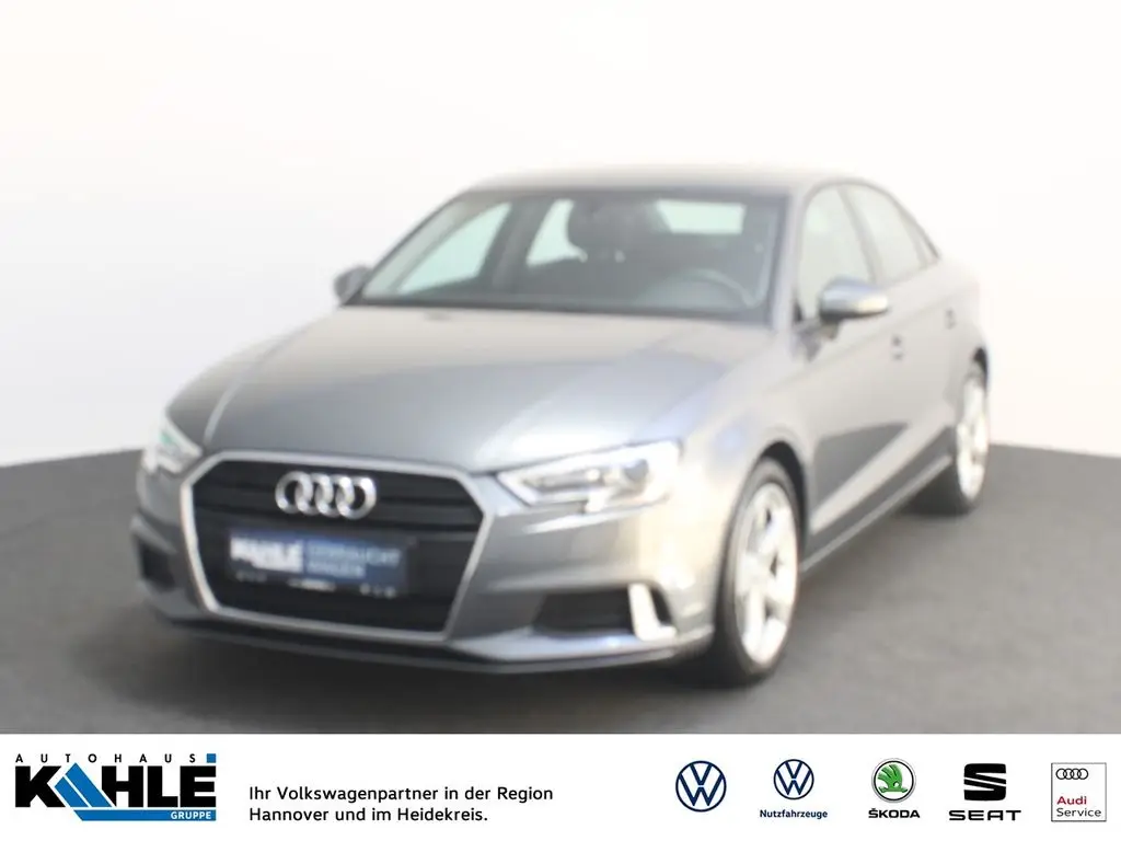 Photo 1 : Audi A3 2019 Petrol