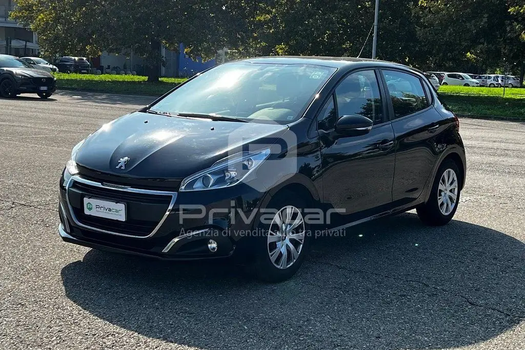 Photo 1 : Peugeot 208 2017 Petrol