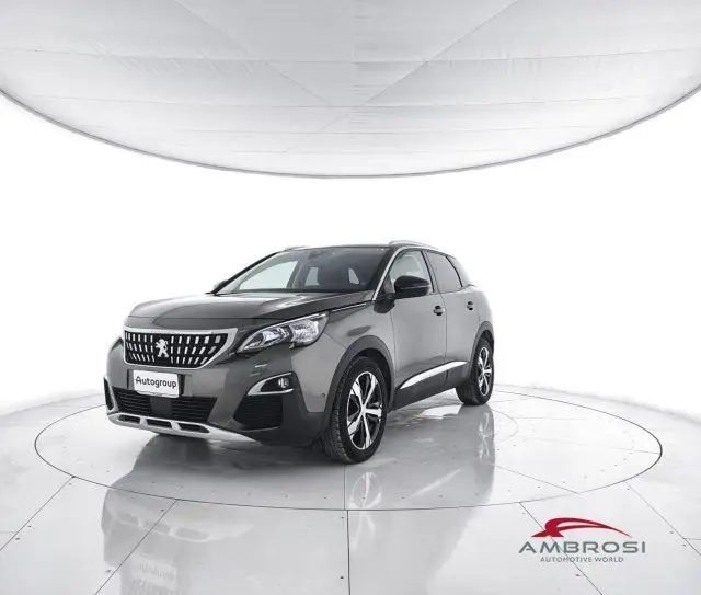 Photo 1 : Peugeot 3008 2019 Diesel