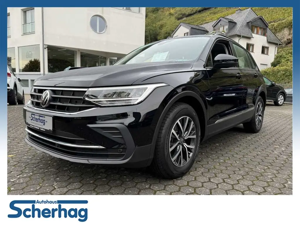 Photo 1 : Volkswagen Tiguan 2021 Petrol