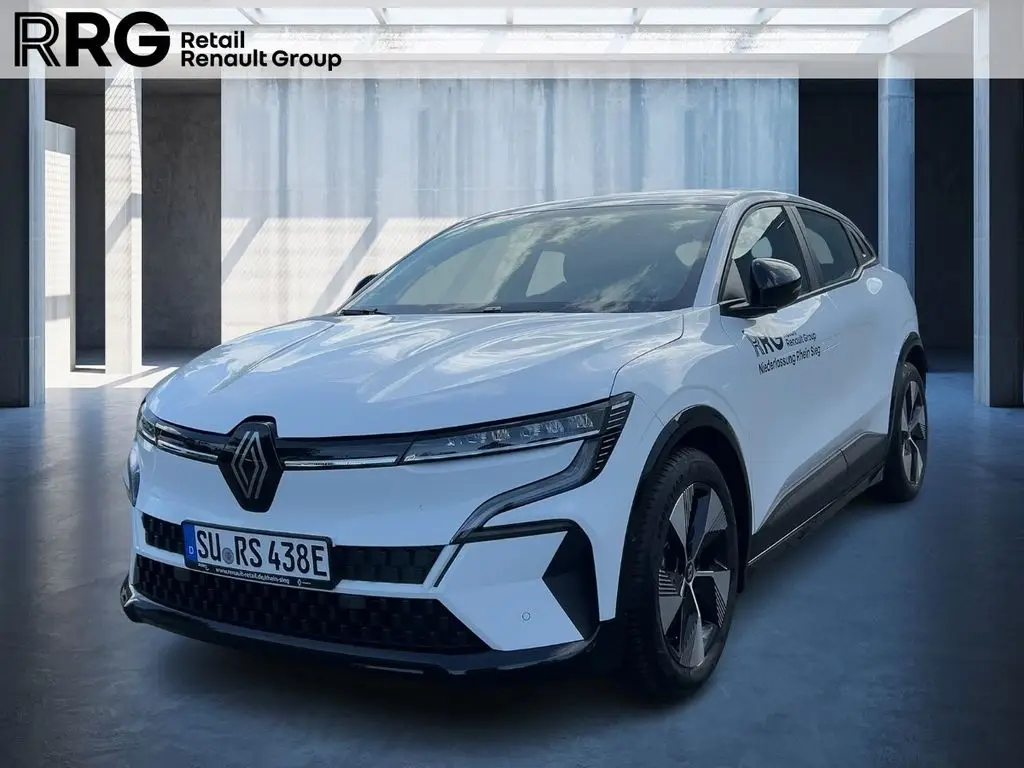 Photo 1 : Renault Megane 2024 Non renseigné