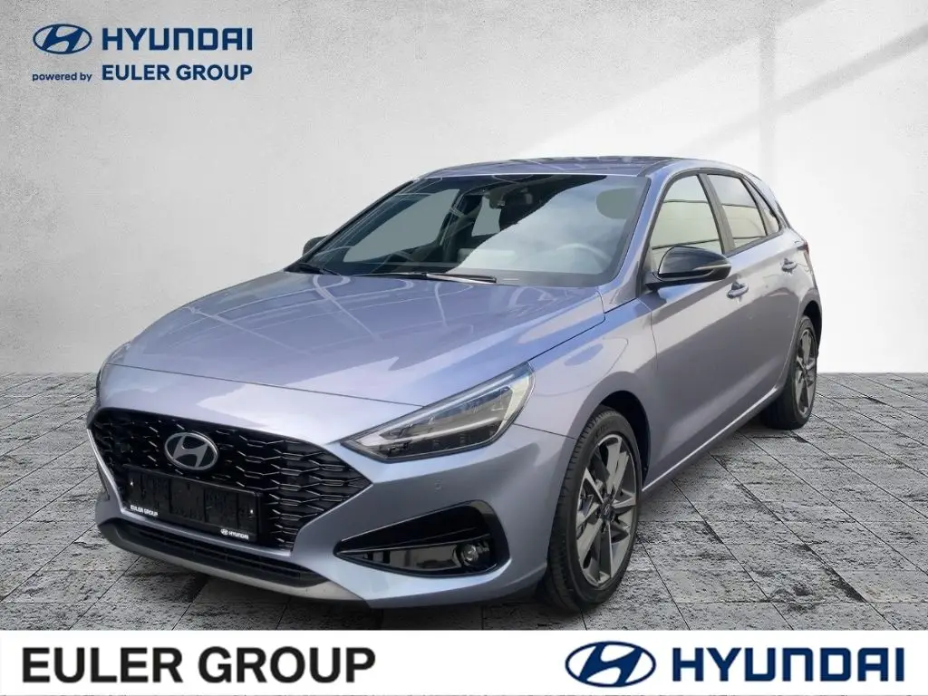 Photo 1 : Hyundai Staria 2024 Diesel