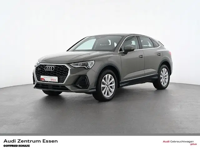 Photo 1 : Audi Q3 2021 Essence