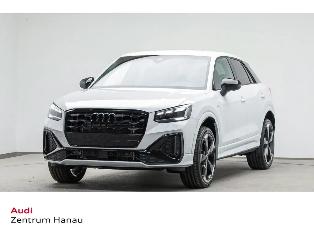 Photo 1 : Audi Q2 2024 Essence