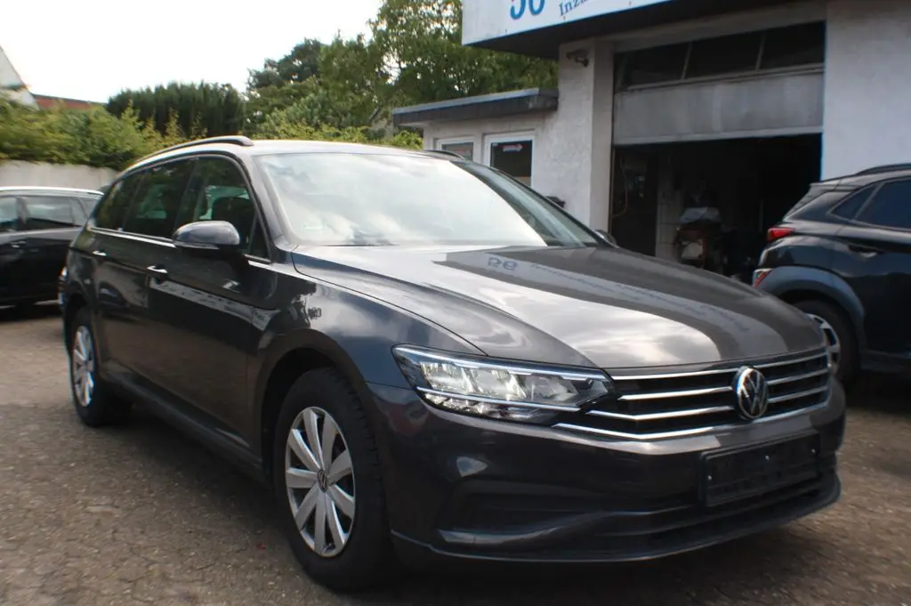 Photo 1 : Volkswagen Passat 2023 Diesel