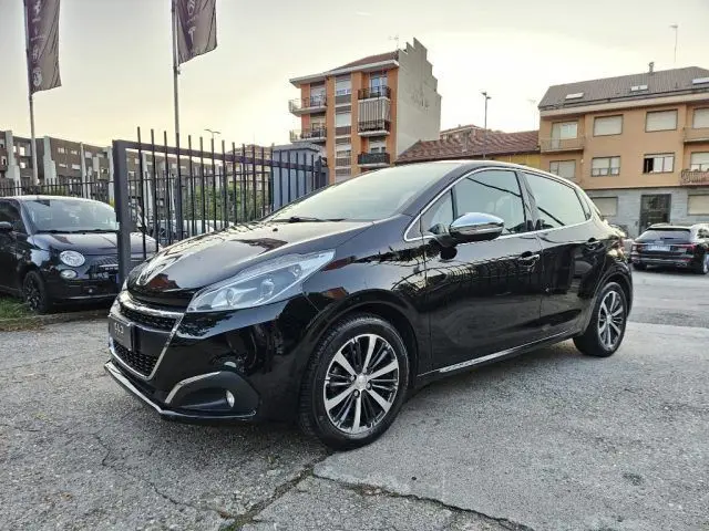 Photo 1 : Peugeot 208 2018 Essence