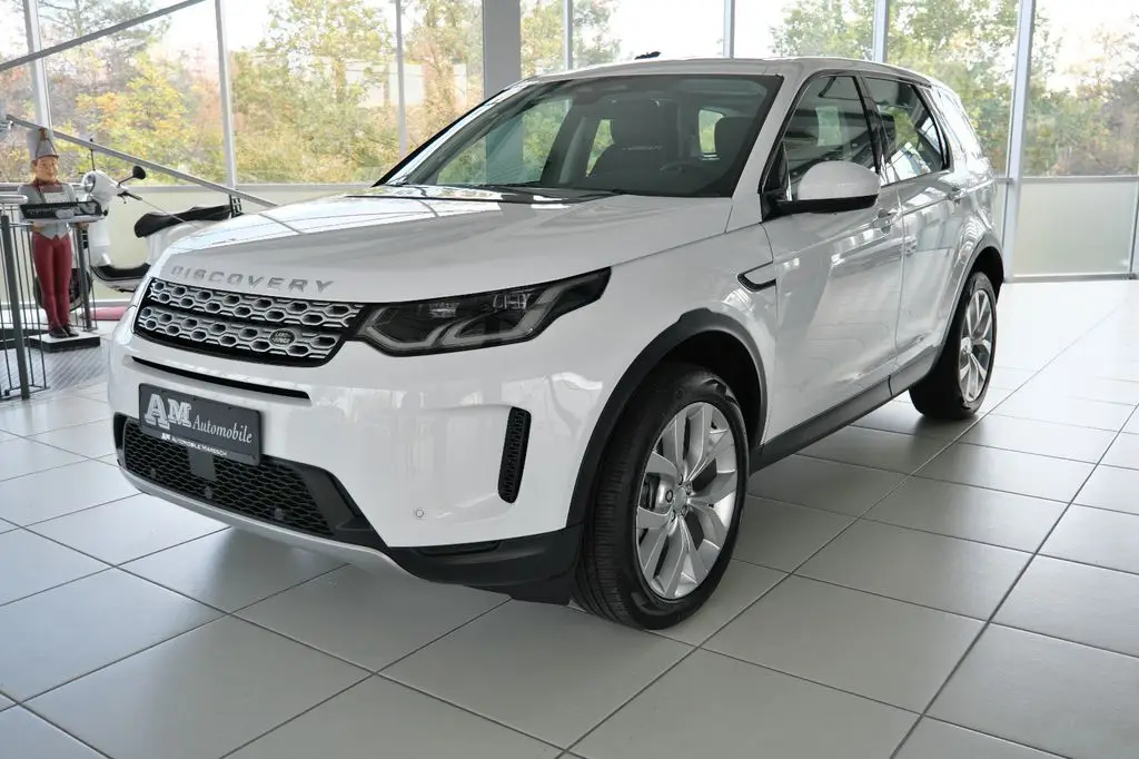 Photo 1 : Land Rover Discovery 2023 Hybride