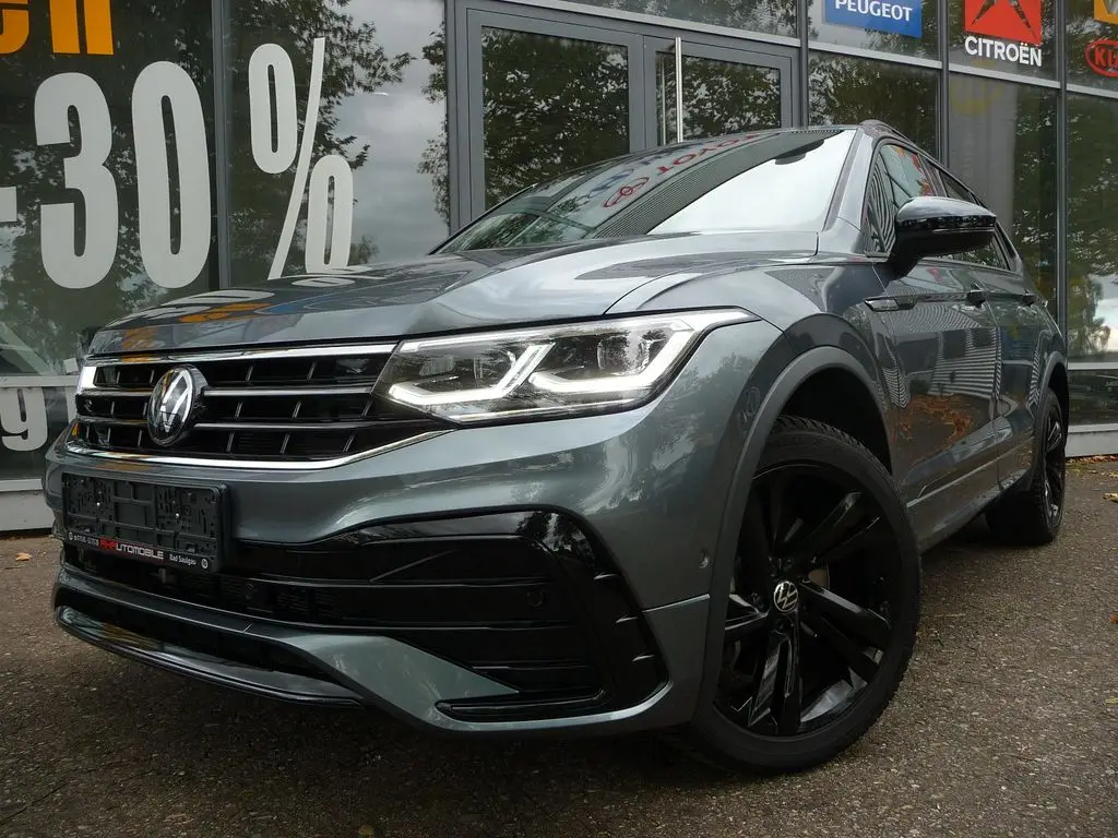 Photo 1 : Volkswagen Tiguan 2024 Essence