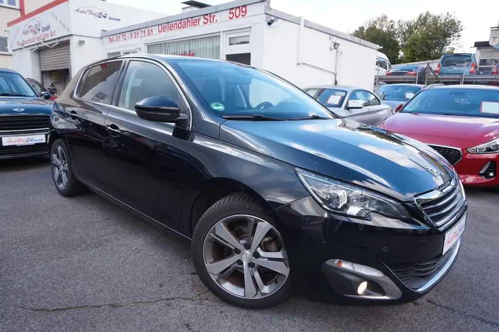 Photo 1 : Peugeot 308 2015 Essence