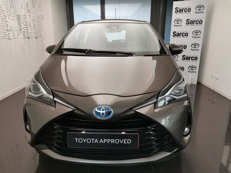 Photo 1 : Toyota Yaris 2017 Hybrid