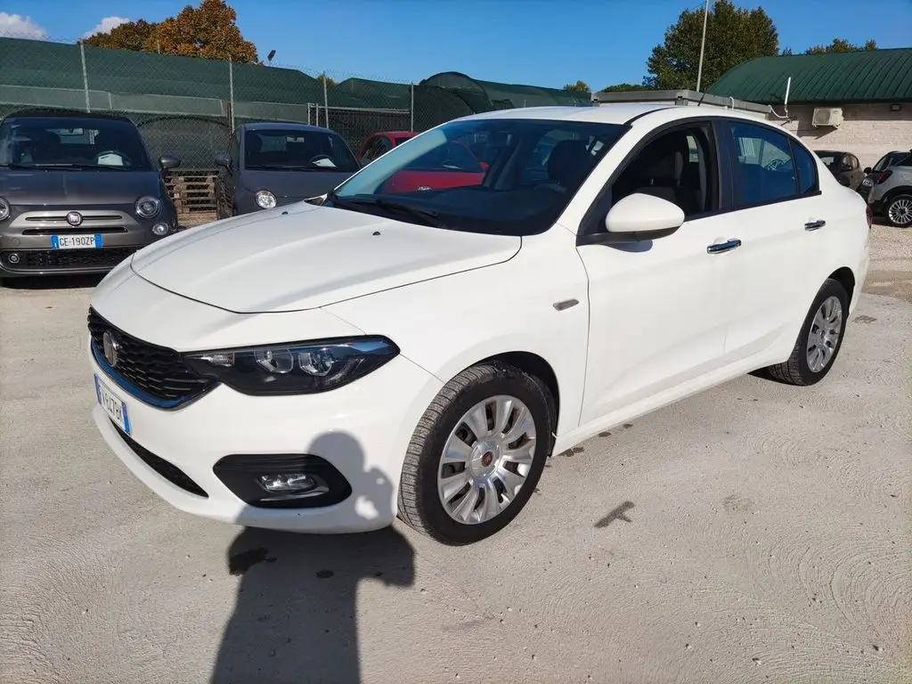 Photo 1 : Fiat Tipo 2019 Diesel