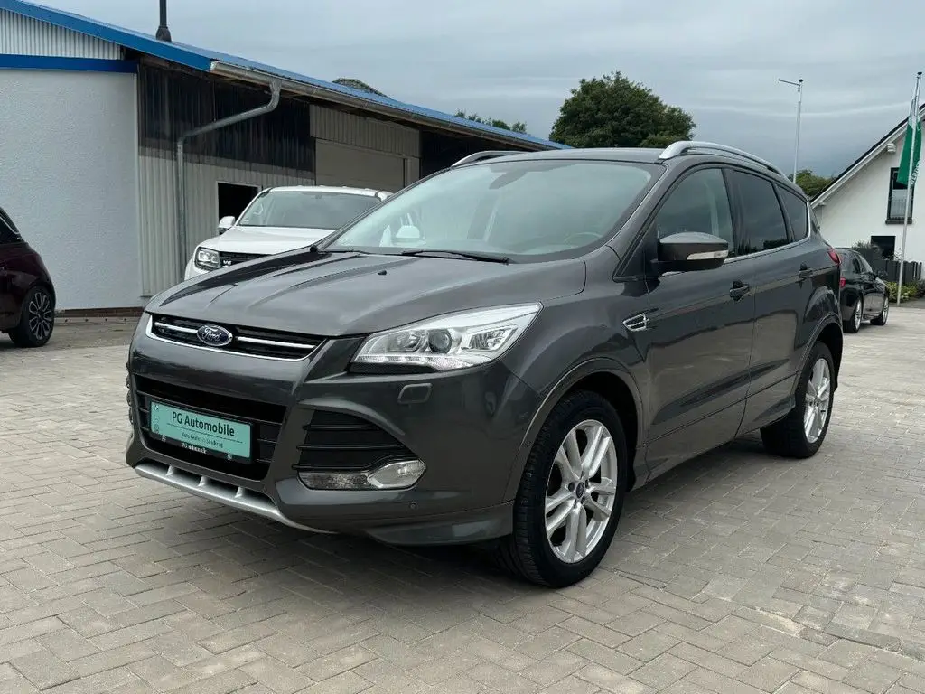 Photo 1 : Ford Kuga 2015 Petrol