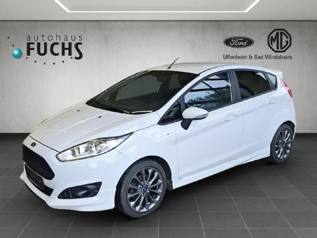 Photo 1 : Ford Fiesta 2017 Petrol