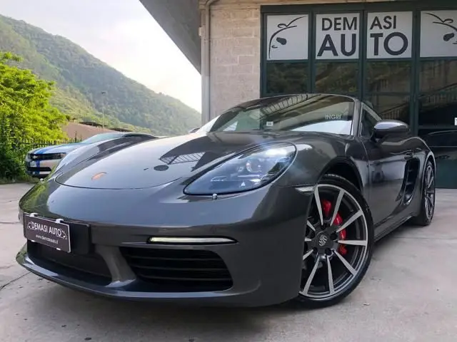 Photo 1 : Porsche Boxster 2016 Essence