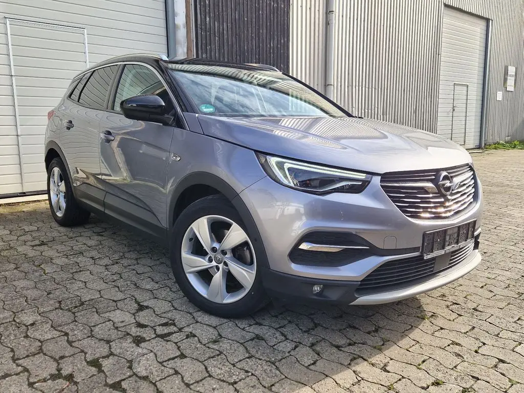 Photo 1 : Opel Grandland 2018 Petrol