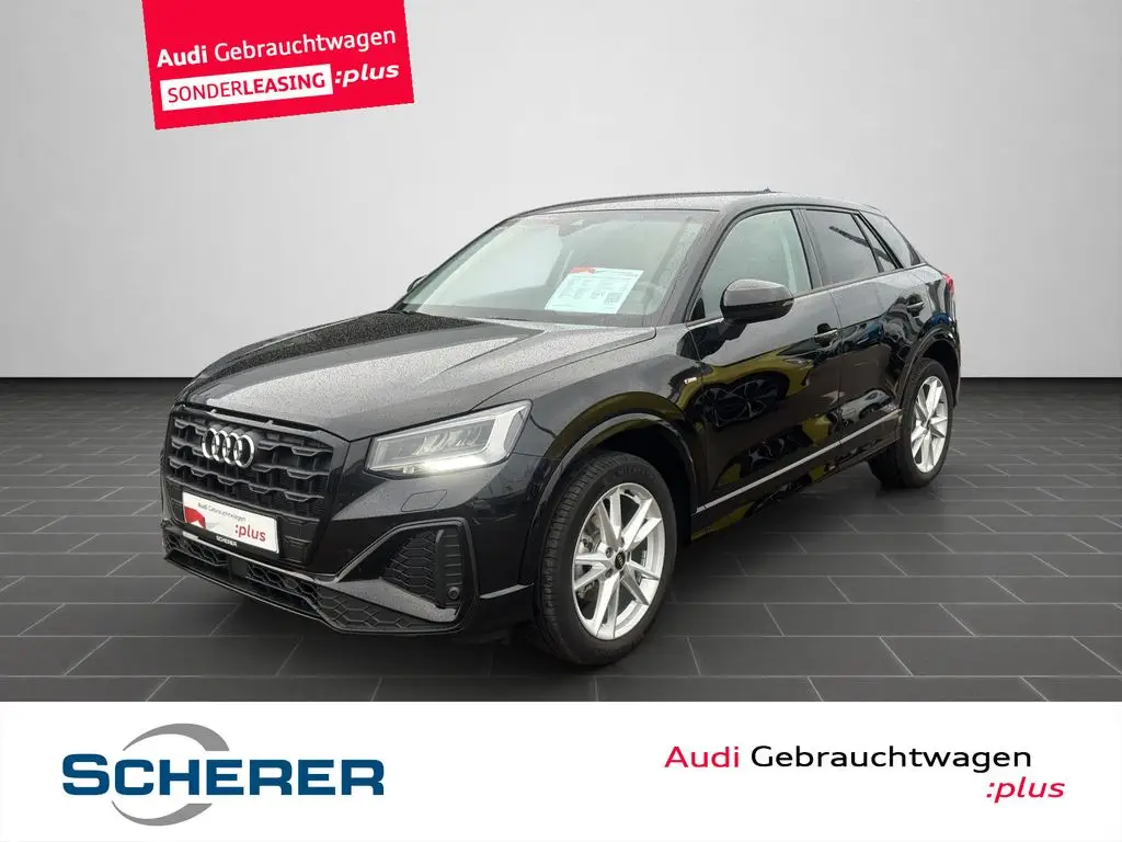 Photo 1 : Audi Q2 2024 Petrol