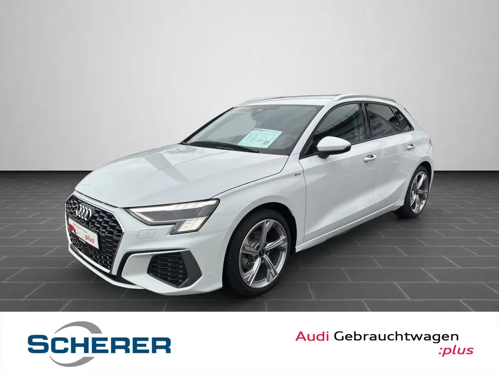 Photo 1 : Audi A3 2024 Petrol