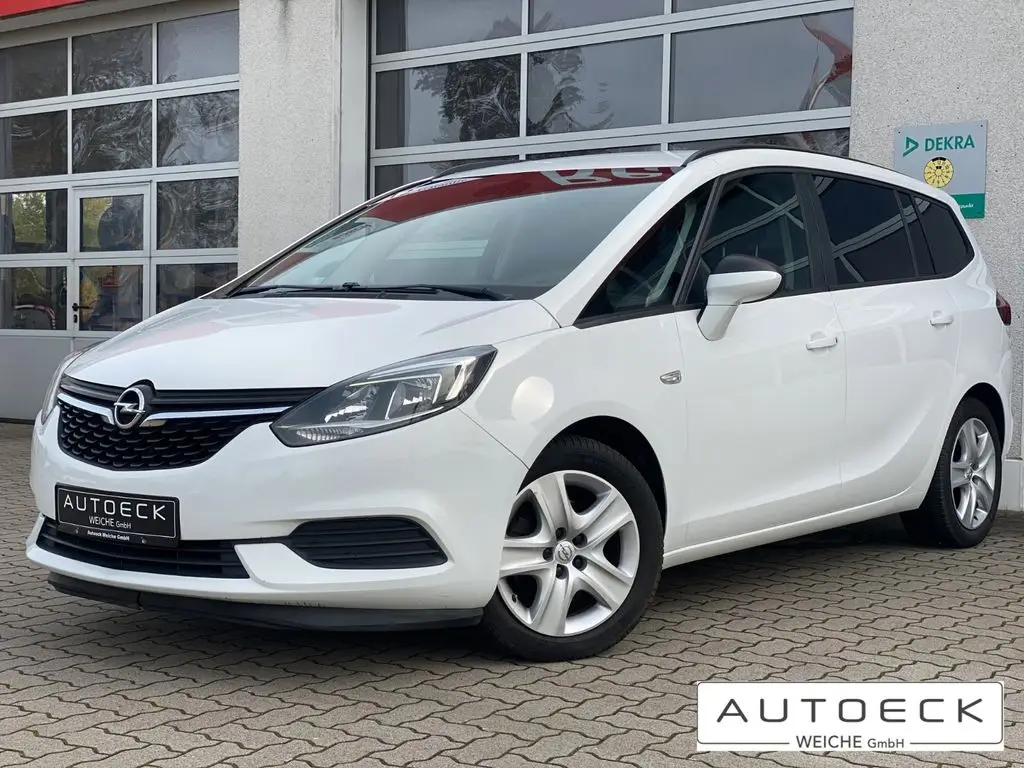 Photo 1 : Opel Zafira 2017 Diesel