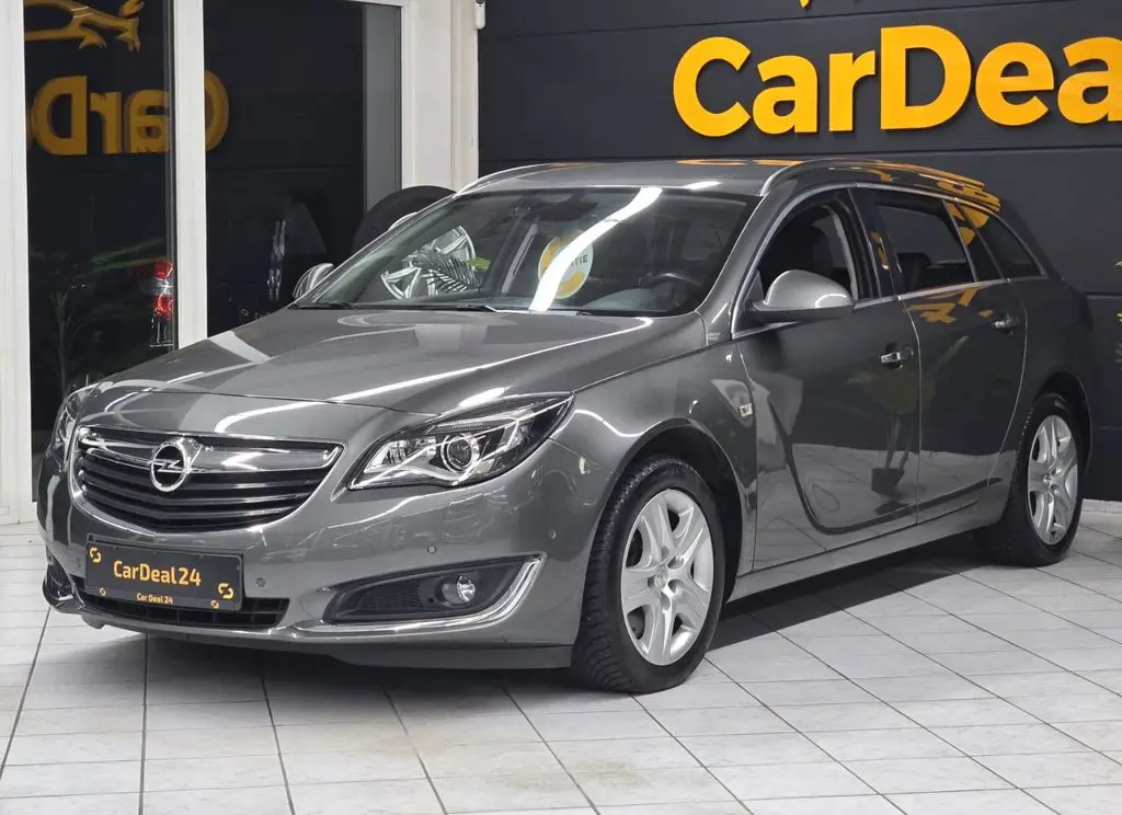 Photo 1 : Opel Insignia 2017 Essence