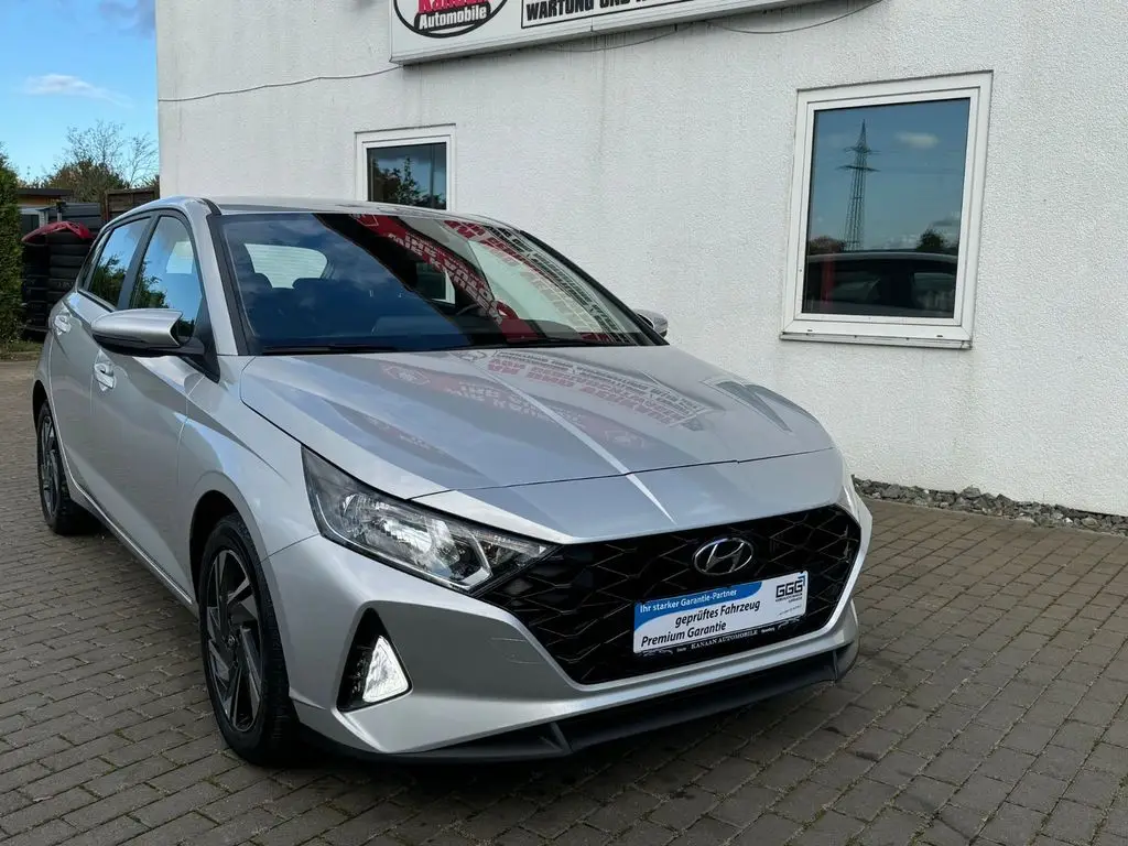 Photo 1 : Hyundai I20 2023 Petrol